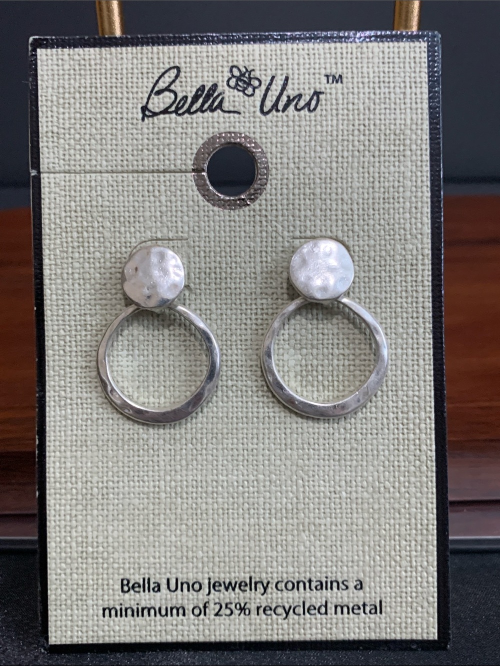 NWT Bella Uno silver tone hammered earrings